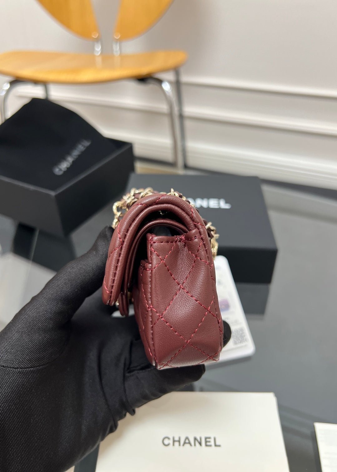 CHANEL 25S FLAP CHARM BAG 13 IN DARK RED LAMBSKIN - Image 13
