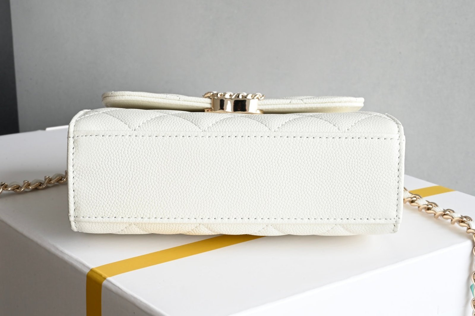 CHANEL 25S KELLY 14.5 CM IN WHITE LAMBSKIN - Image 5