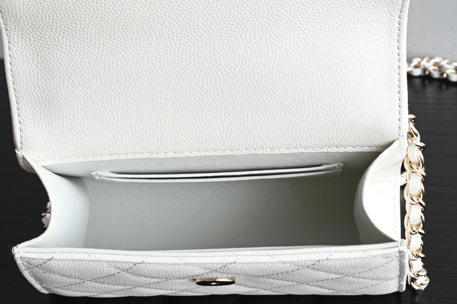 CHANEL 25S KELLY 14.5 CM IN WHITE LAMBSKIN - Image 6