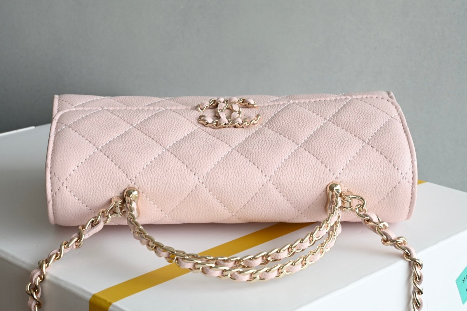 CHANEL 25S KELLY 18 CM IN LIGHT PINK LAMBSKIN - Image 15