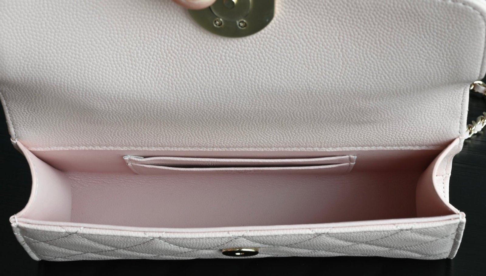 CHANEL 25S KELLY 18 CM IN LIGHT PINK LAMBSKIN - Image 16