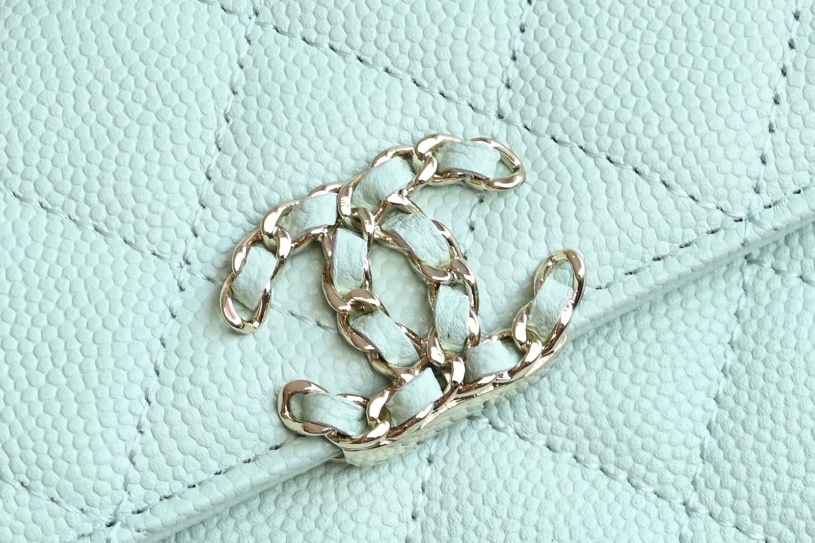 CHANEL 25S KELLY 18 CM IN MINT GREEN LAMBSKIN - Image 6
