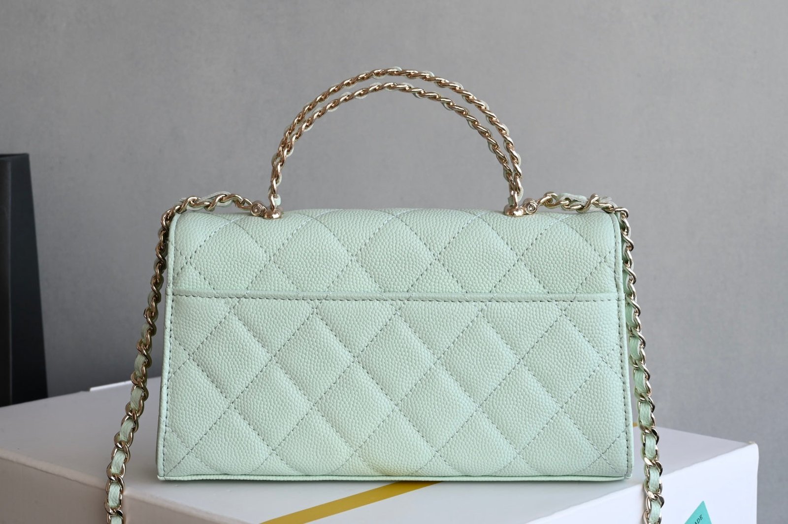 CHANEL 25S KELLY 18 CM IN MINT GREEN LAMBSKIN - Image 3