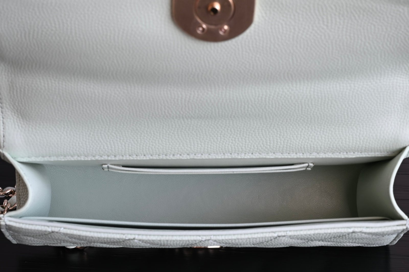 CHANEL 25S KELLY 18 CM IN MINT GREEN LAMBSKIN - Image 9