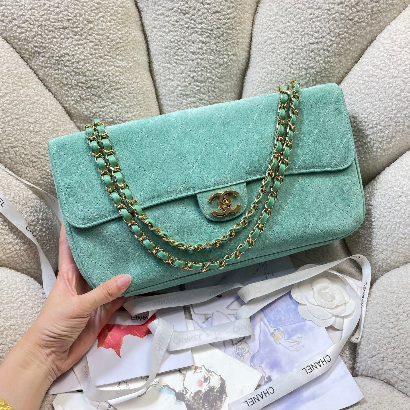 CHANEL 26S CLASSIC FLAP 33 IN MINT GREEN SUEDE - Image 2