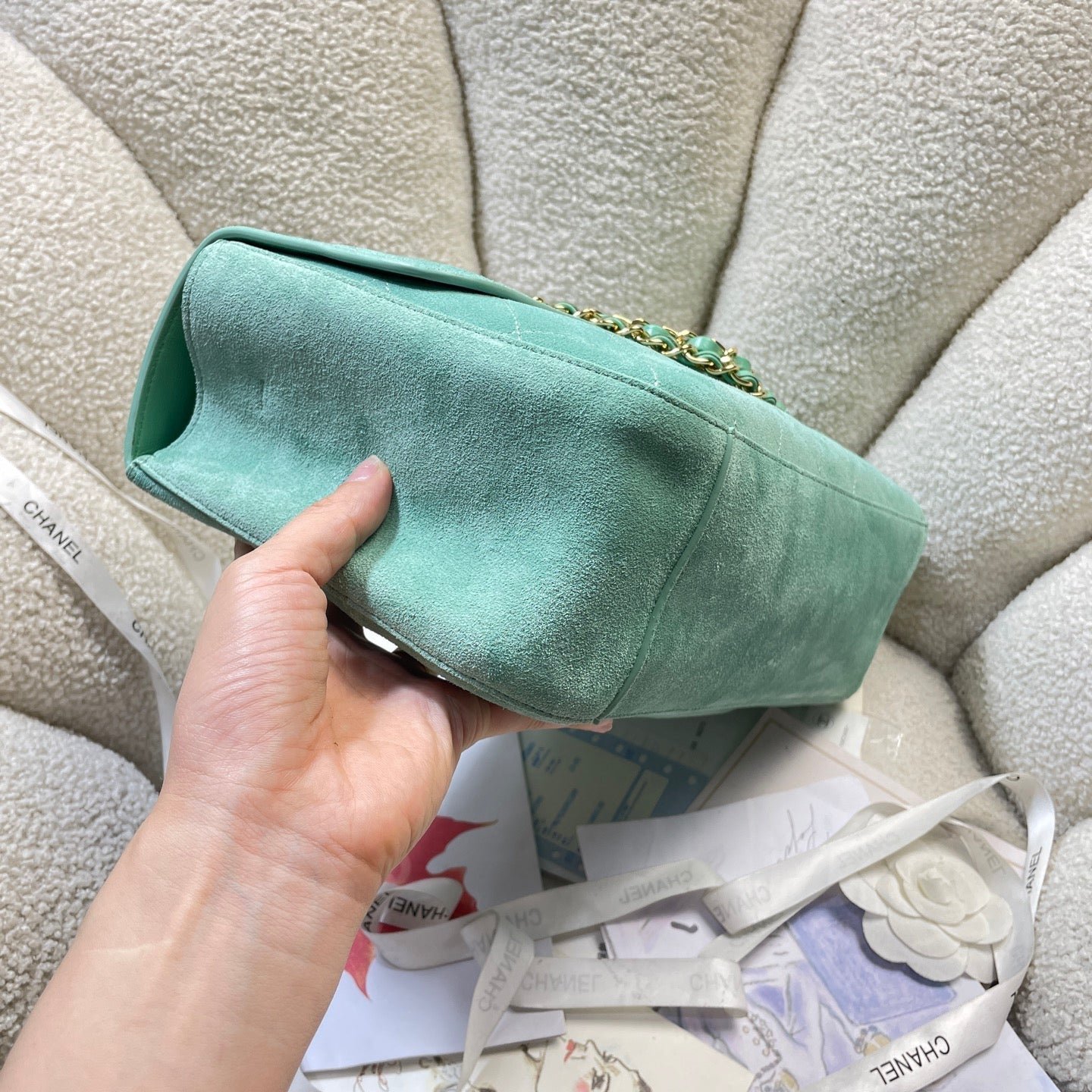 CHANEL 26S CLASSIC FLAP 33 IN MINT GREEN SUEDE - Image 6