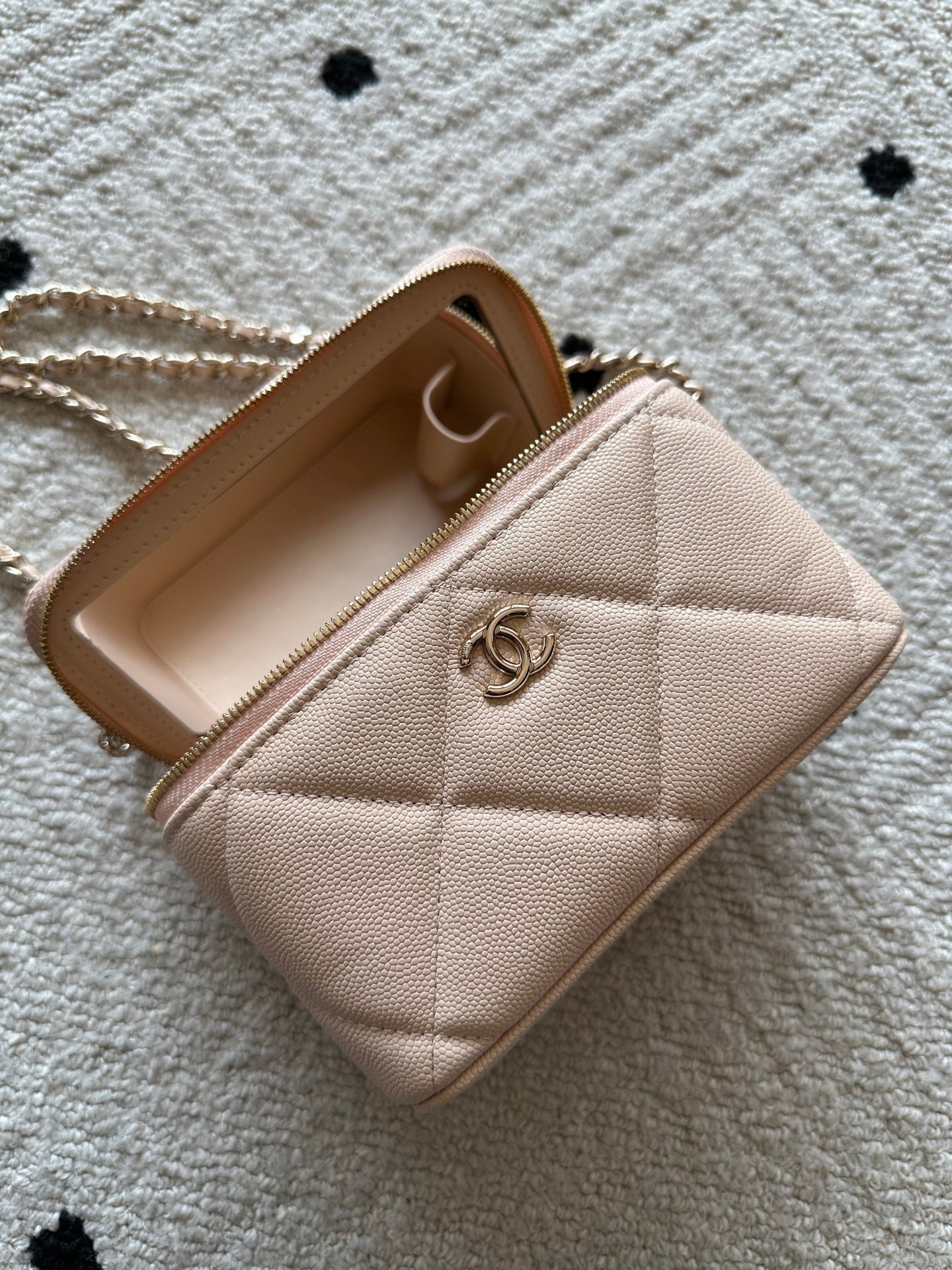 CHANEL 25S VANITY BAG 17 IN LIGHT PINK CAVIAR LEATHER - Image 13