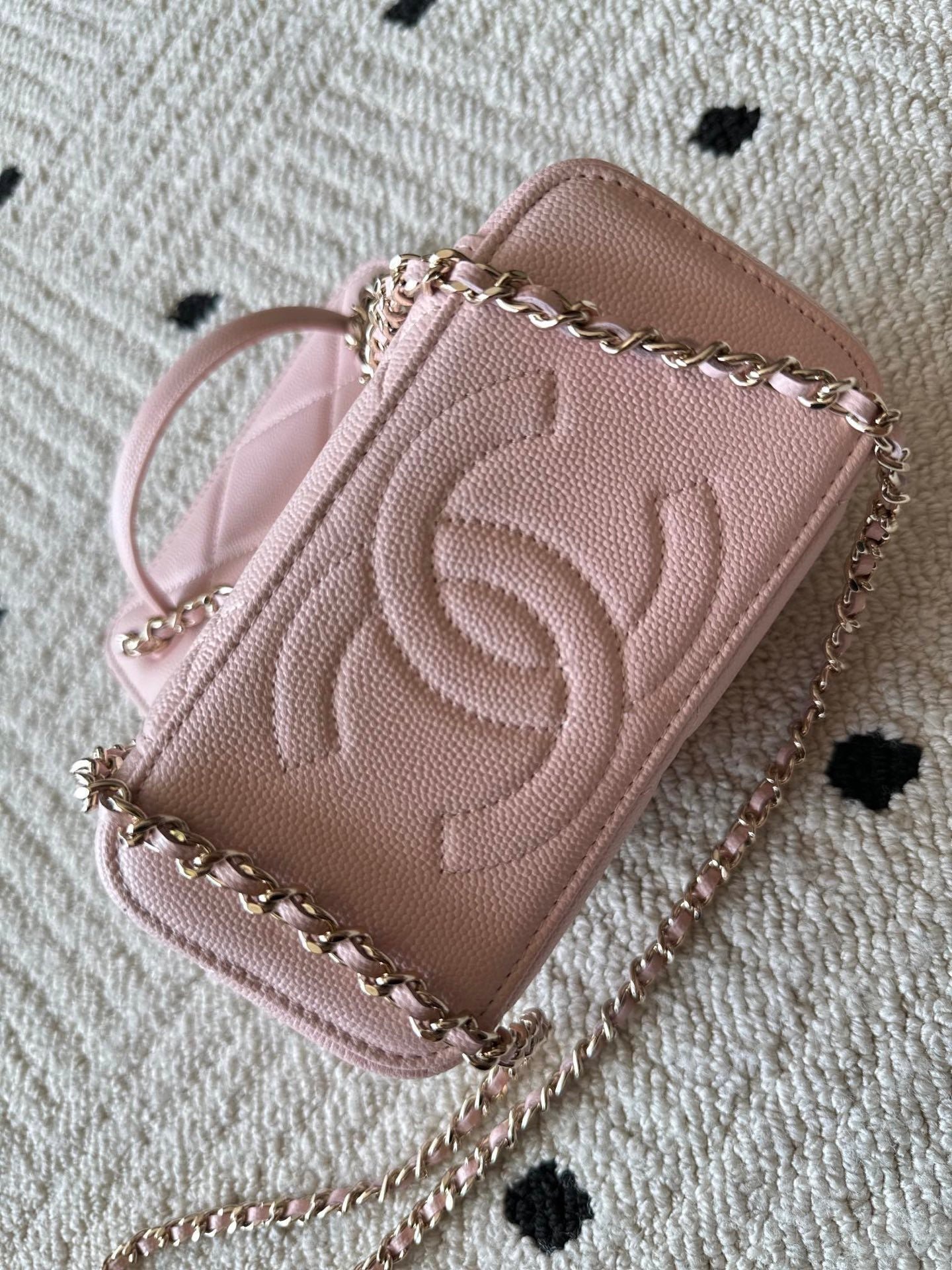 CHANEL 25S VANITY BAG 17 IN LIGHT PINK CAVIAR LEATHER WITH GOLD HARDWARE - Image 15