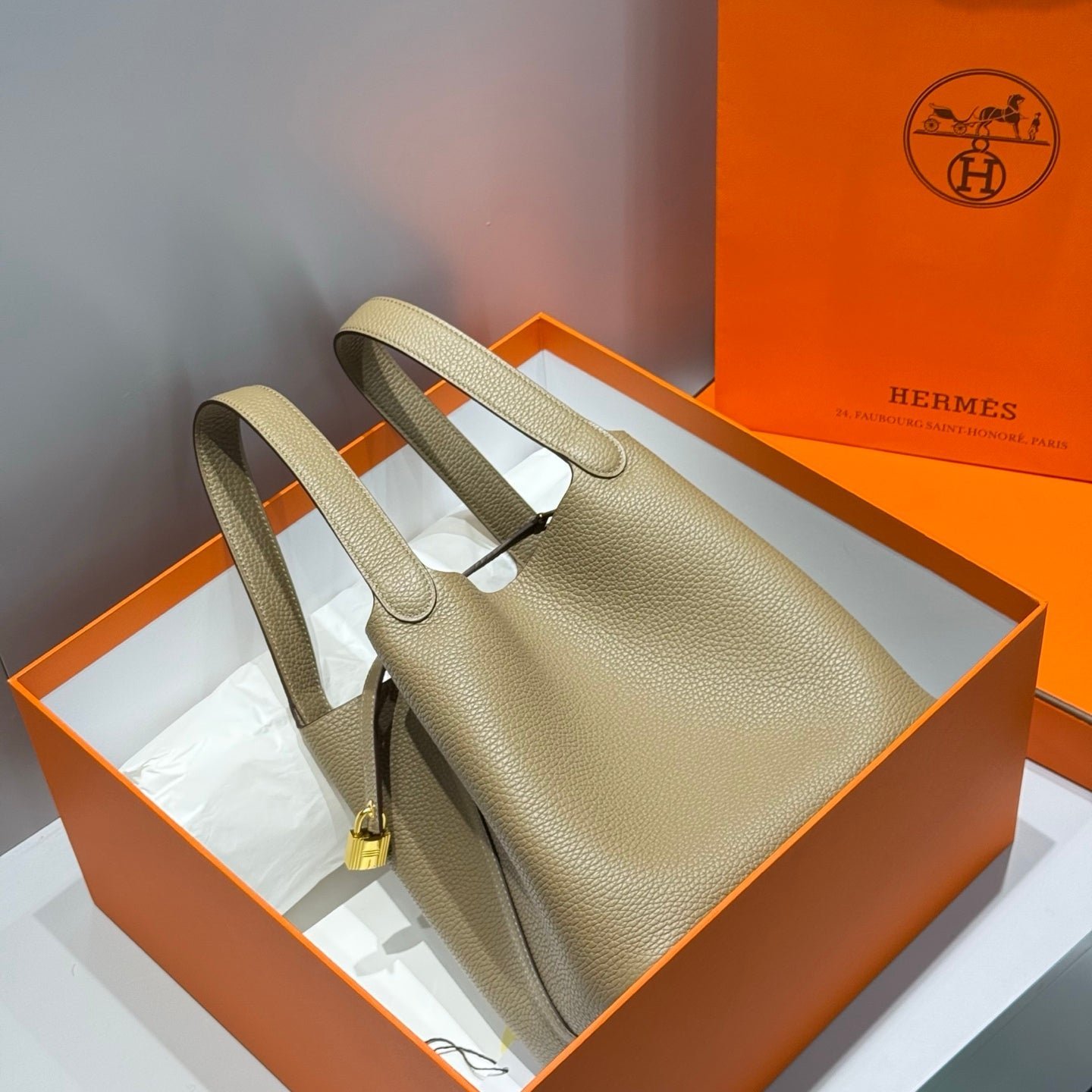 HERMES 25S PICOTIN LOCK 22 IN TAN BROWN CALFSKIN GOLD HARDWARE - Image 11