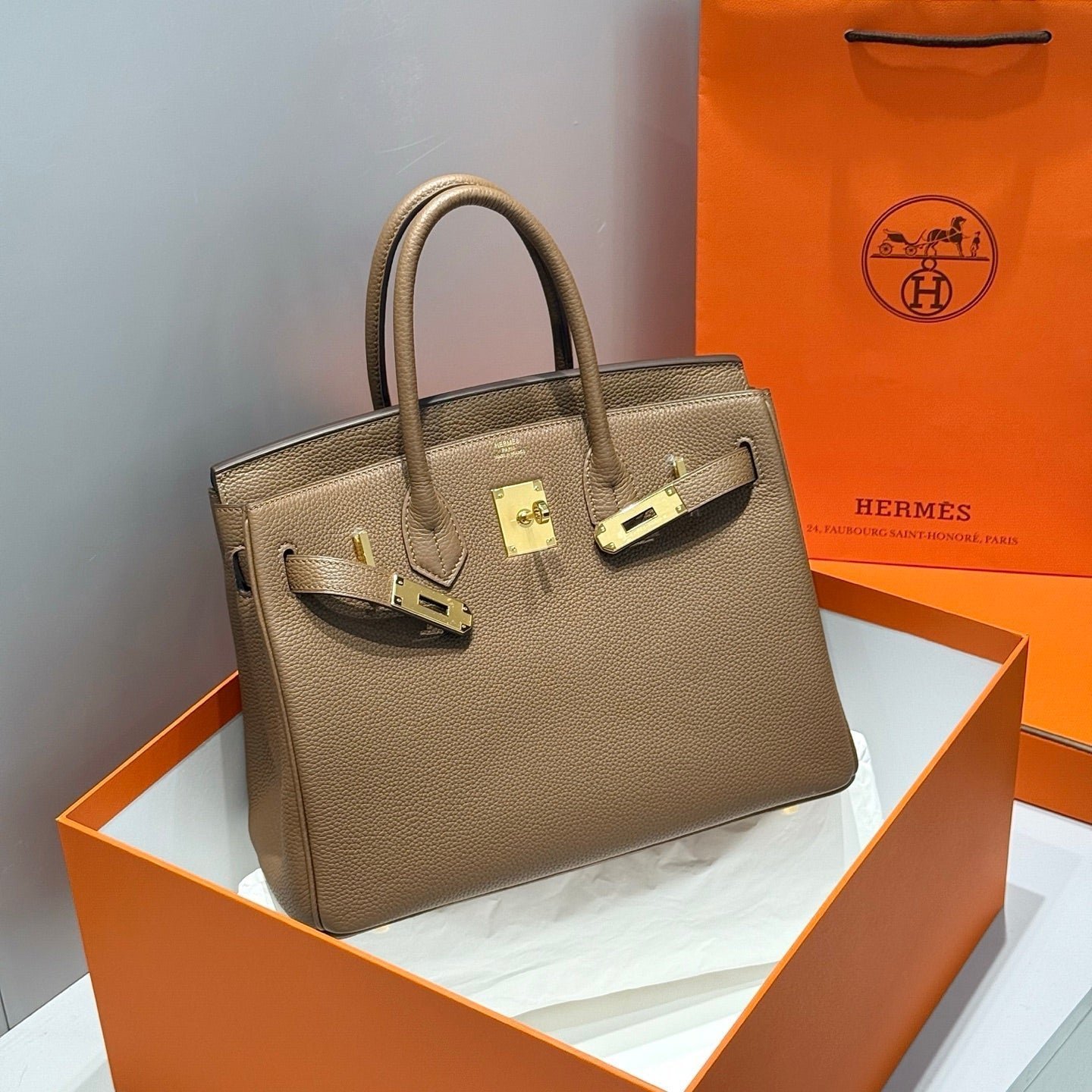 25S HERMES BIRKIN 30 IN COFFEE CALFSKIN GOLD HARDWARE - Image 11