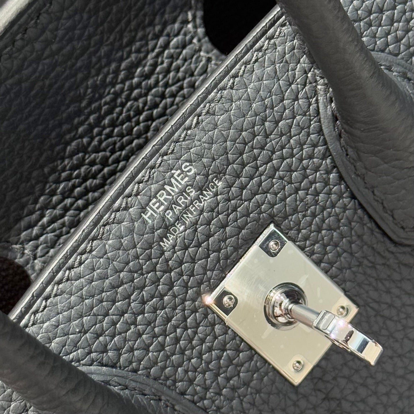 HERMES 25S MEDIUM BIRKIN 25 IN CHARCOAL GRAY CALFSKIN SILVER HARDWARE - Image 14