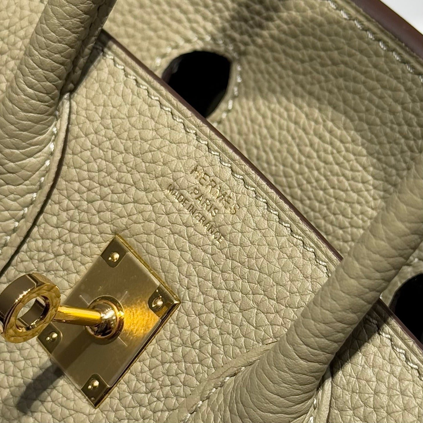 HERMES 25S MEDIUM BIRKIN 25 IN DARK KHAKI CALFSKIN GOLD HARDWARE - Image 14