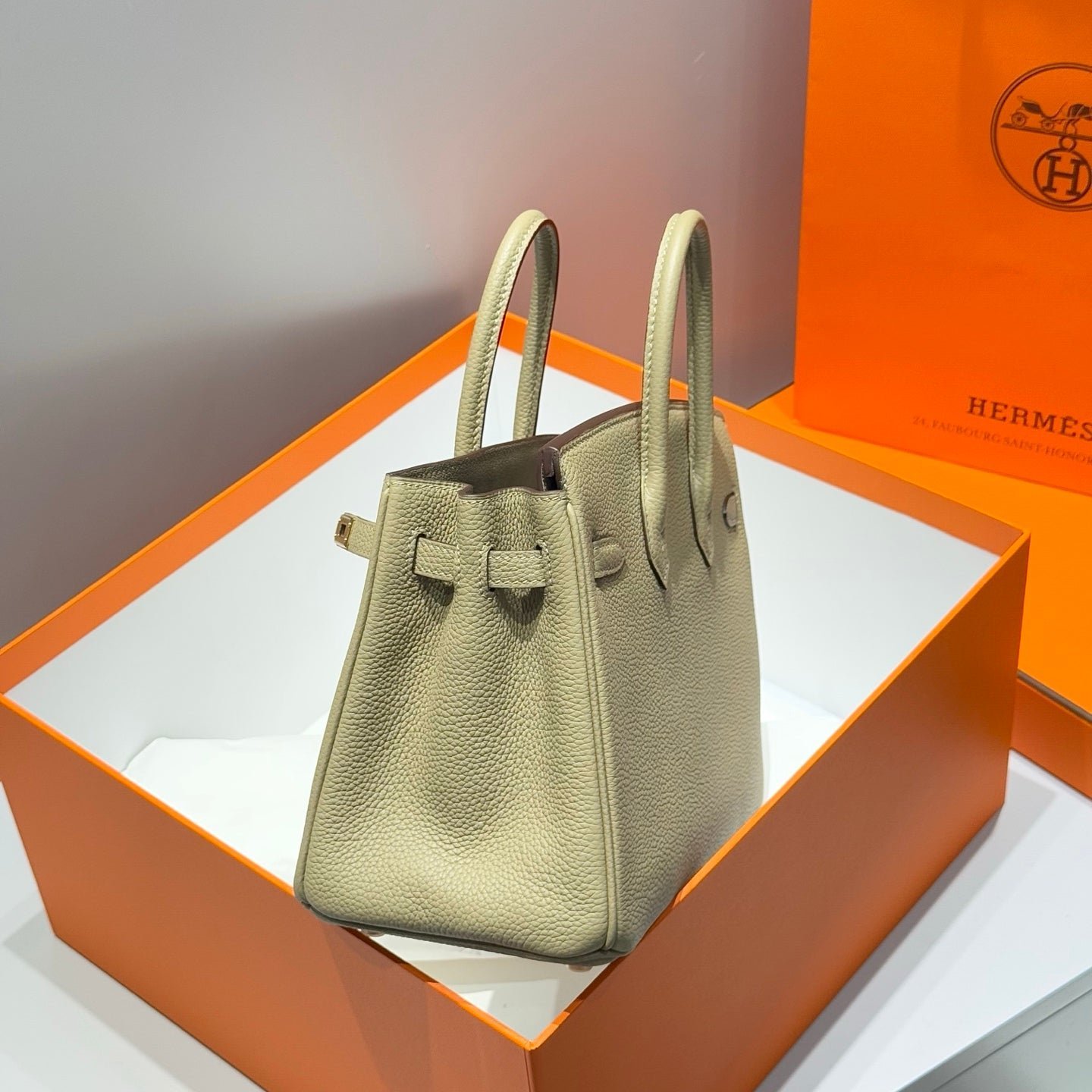 HERMES 25S MEDIUM BIRKIN 25 IN DARK KHAKI CALFSKIN GOLD HARDWARE - Image 3