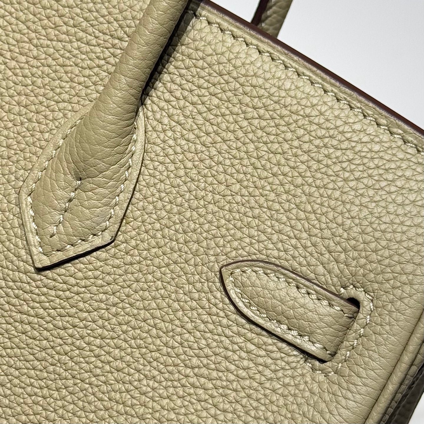HERMES 25S MEDIUM BIRKIN 25 IN DARK KHAKI CALFSKIN GOLD HARDWARE - Image 17