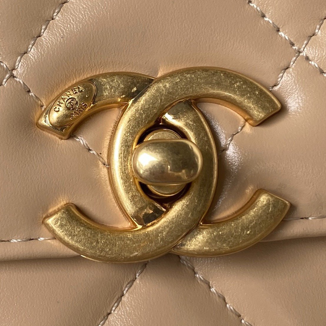 CHANEL 25S MINI FLAP BAG 19 IN TAN BROWN CALFSKIN GOLD HARDWARE - Image 3