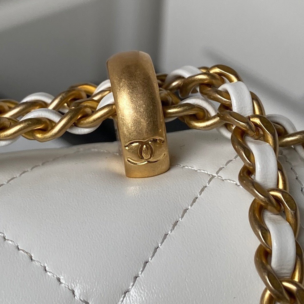 CHANEL 25S MINI FLAP BAG 19 IN WHITE CALFSKIN GOLD HARDWARE - Image 18