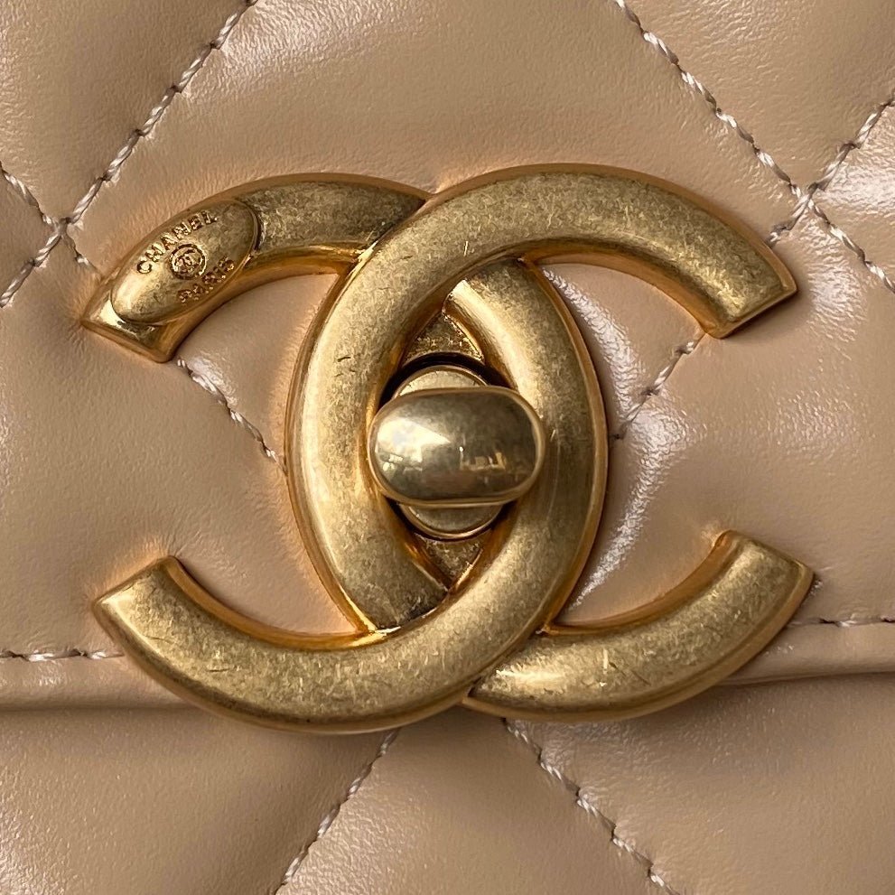 CHANEL 25S MINI FLAP BAG 22 IN TAN BROWN CALFSKIN GOLD HARDWARE - Image 3