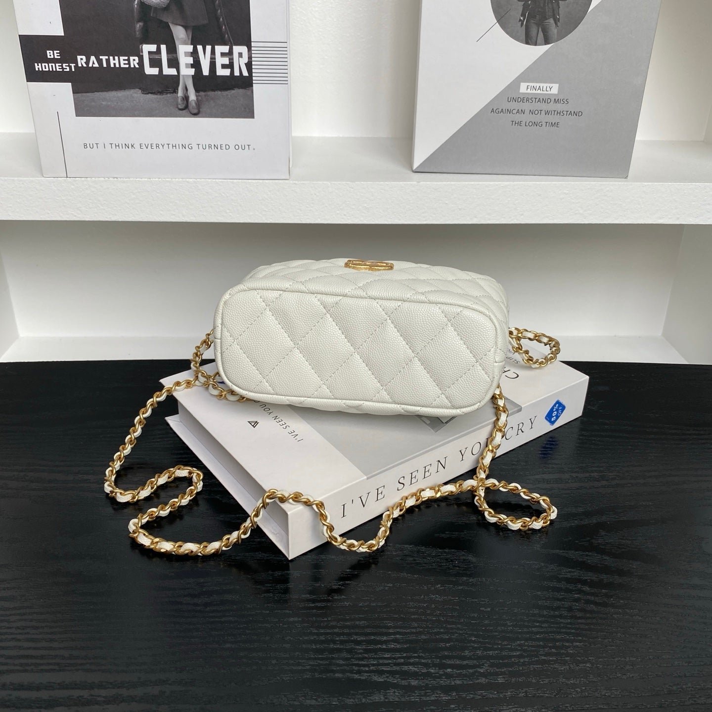 CHANEL 25S HOBO BAG 22 IN WHITE CAVIAR LEATHER - Image 17