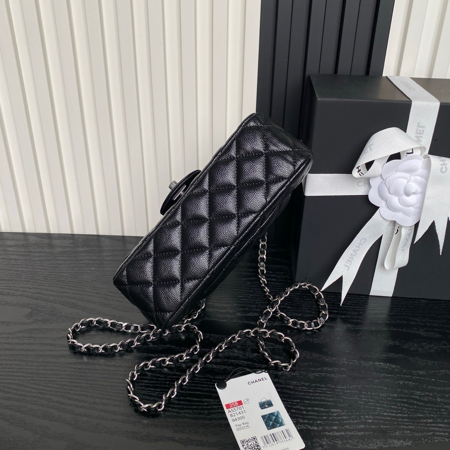 CHANEL 25S FLAP BAG 19 IN BLACK CALFSKIN SILVER HARDWARE - Image 15