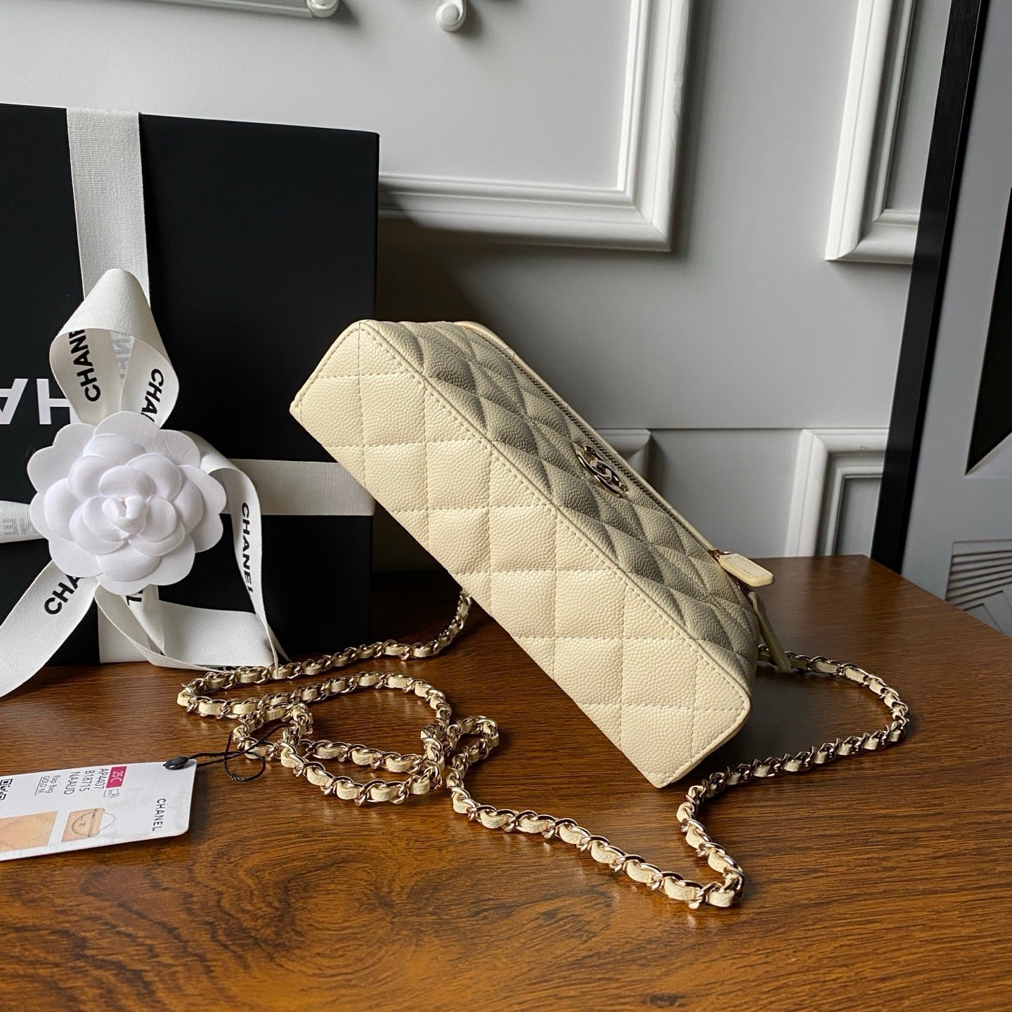 CHANEL 25S VANITY BAG 20 IN CREAMY BEIGE CAVIAR LEATHER - Image 4