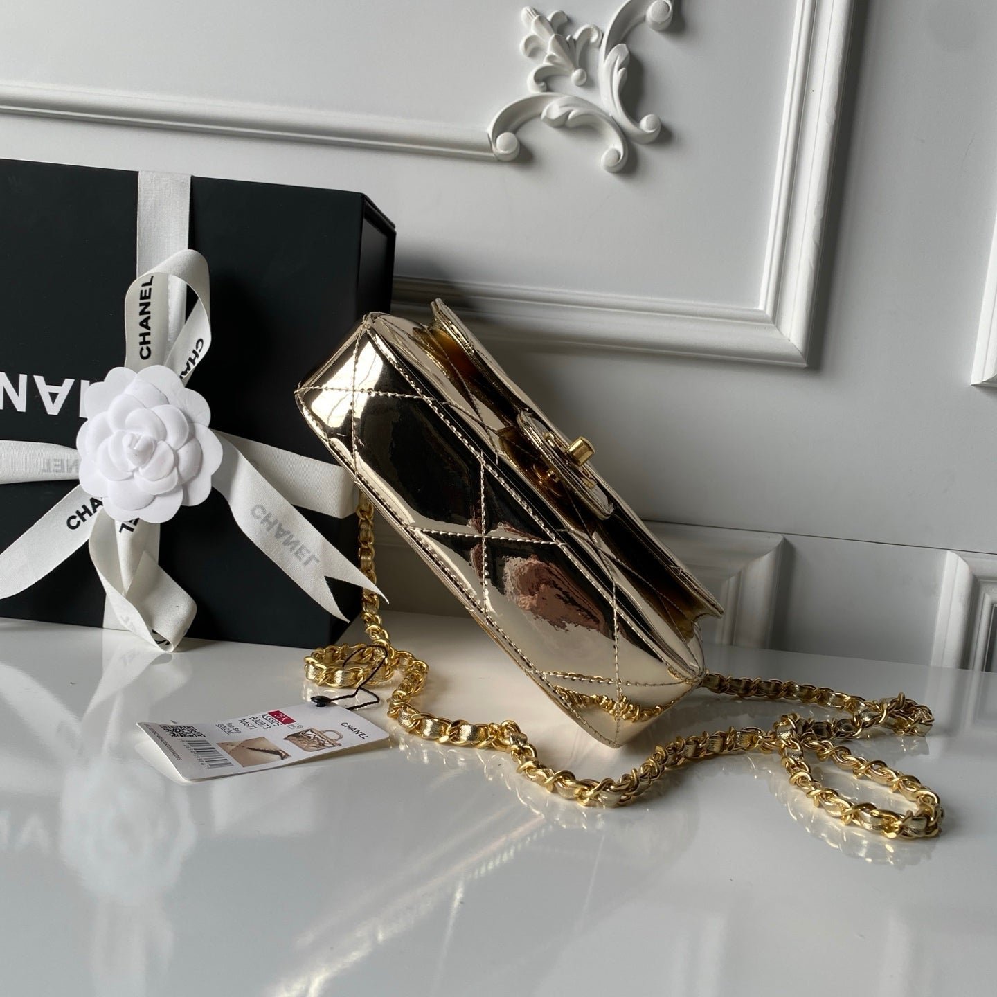 CHANEL 25S FLAP BAG 18 IN METALLIC GOLD CALFSKIN - Image 16