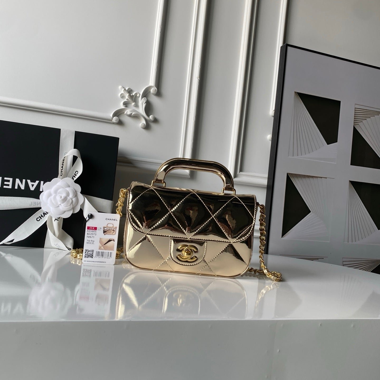CHANEL 25S FLAP BAG 18 IN METALLIC GOLD CALFSKIN - Image 10