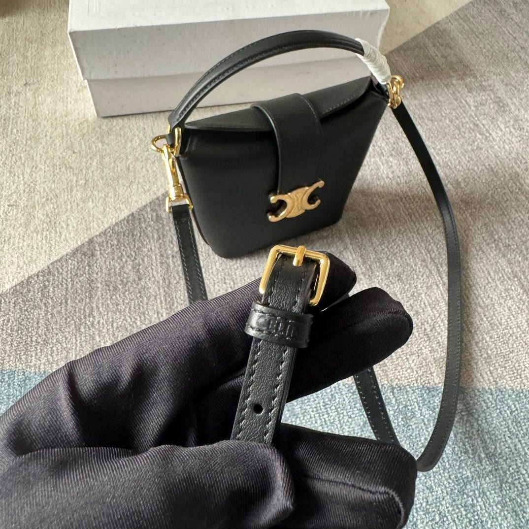 BUCKET MINI 13.5 TRIOMPHE BLACK IN SMOOTH CALFSKIN - Image 8