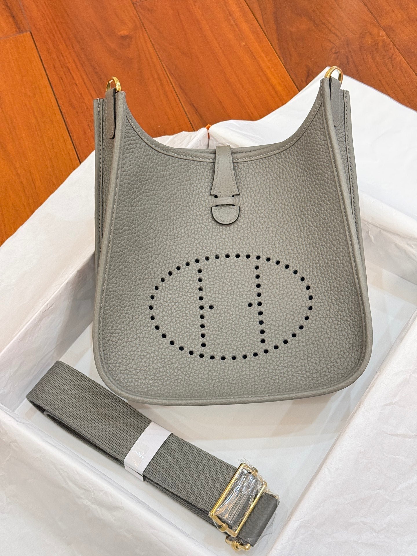 HM 26S EVELYNE BAG 23MM IN GRAY GRAINED CALFSKIN - Image 11