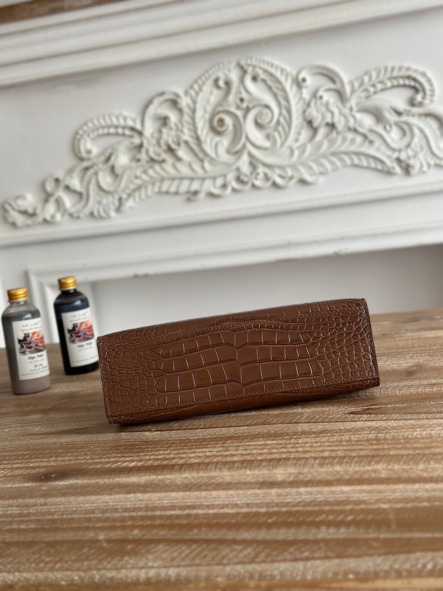 HM 26S KELLY MINI 22MM IN DARK BROWN CROC EMBOSSED CALFSKIN GOLD KELLY BUCKLE - Image 9