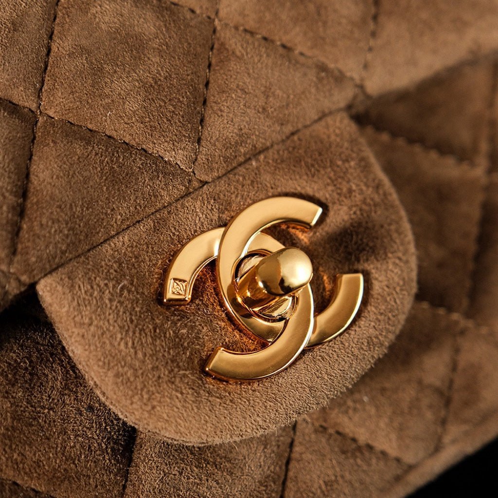 CHANEL 25S FLAP BAG 20 IN BROWN SUEDE WITH GOLD HARDWARE - Image 3