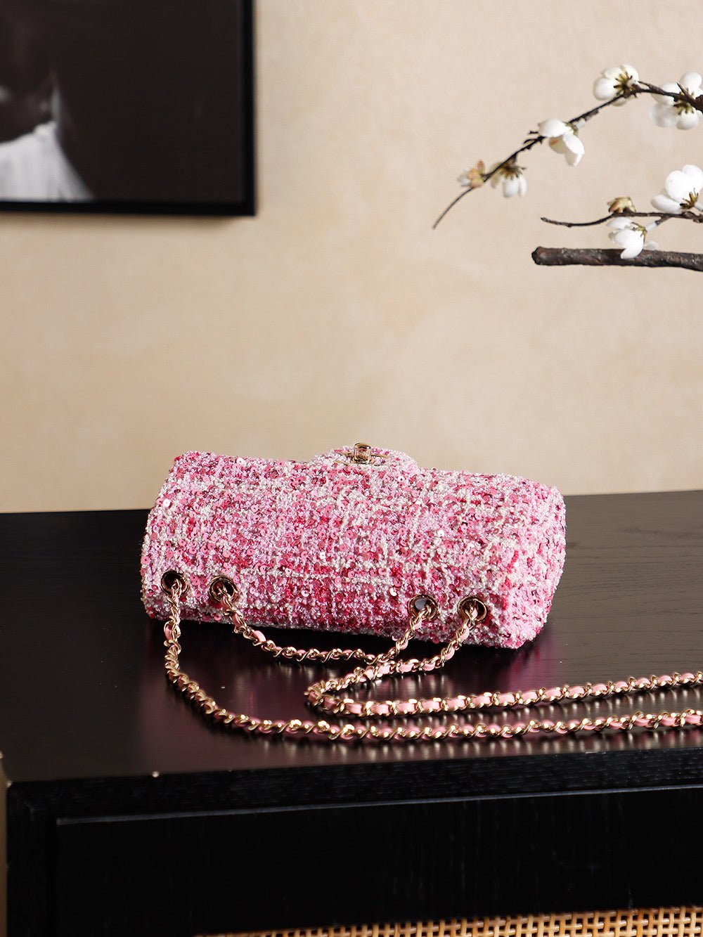 CHANEL 25S FLAP BAG 21 CM IN PINK SEQUINED TWEED WITH GOLD HARDWARE - Image 15