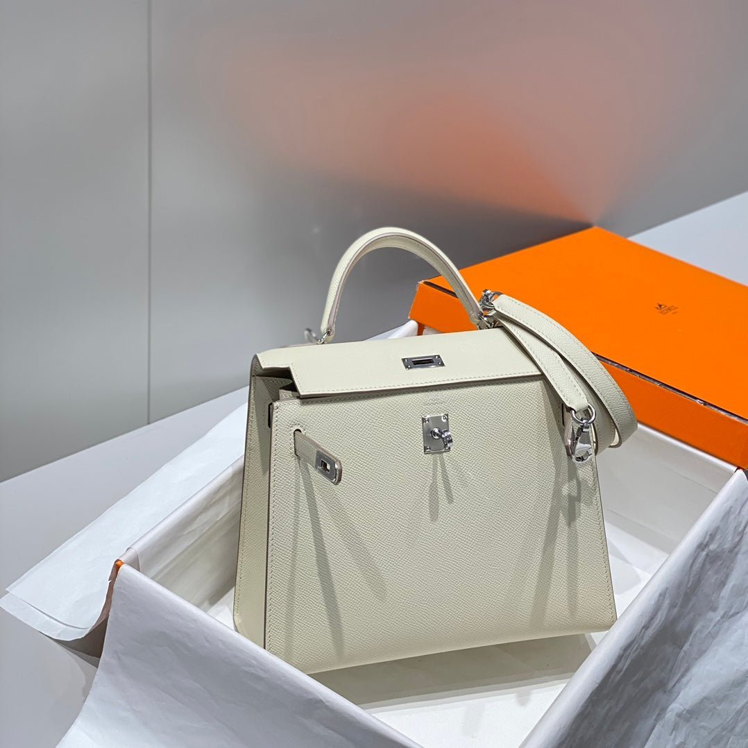 KELLY 25CM IN NATA EPSOM CALFSKIN SILVER HARDWARE - Image 11