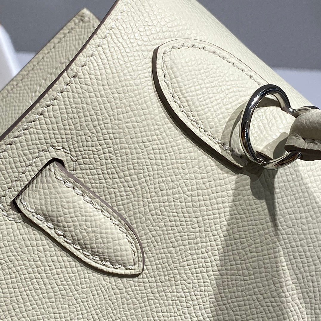 KELLY 28CM IN NATA EPSOM CALFSKIN SILVER HARDWARE - Image 8