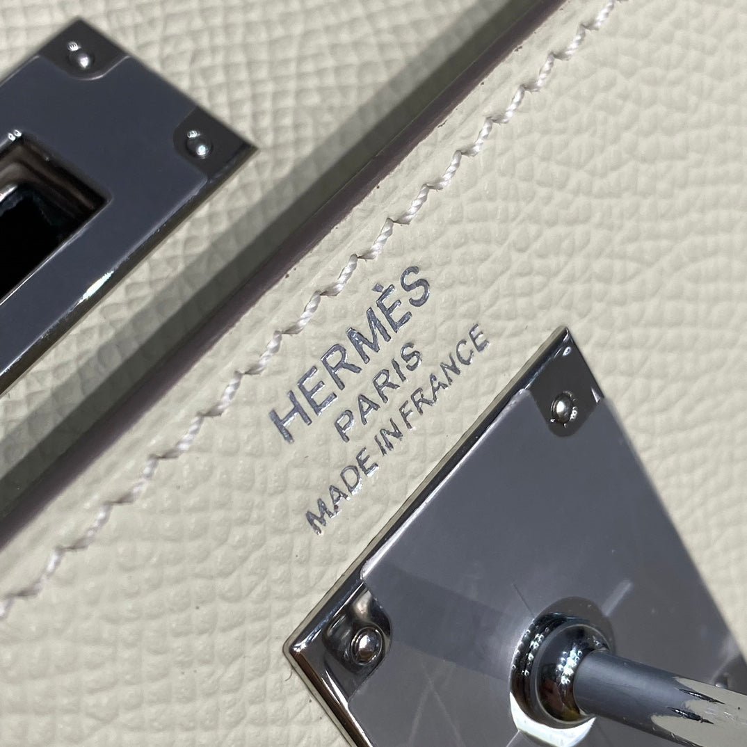 KELLY 28CM IN NATA EPSOM CALFSKIN SILVER HARDWARE - Image 18