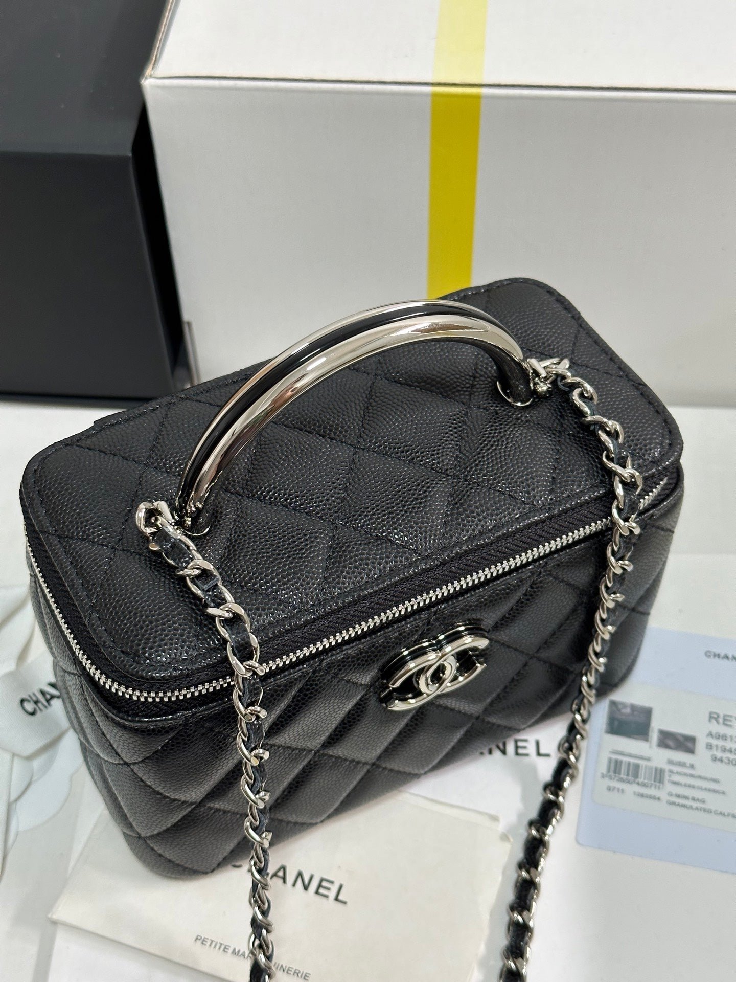MINI VANITY TOP HANDLE CASE 17 IN BLACK CAVIAR SKIN SILVER-TONE PLATED METAL - Image 14