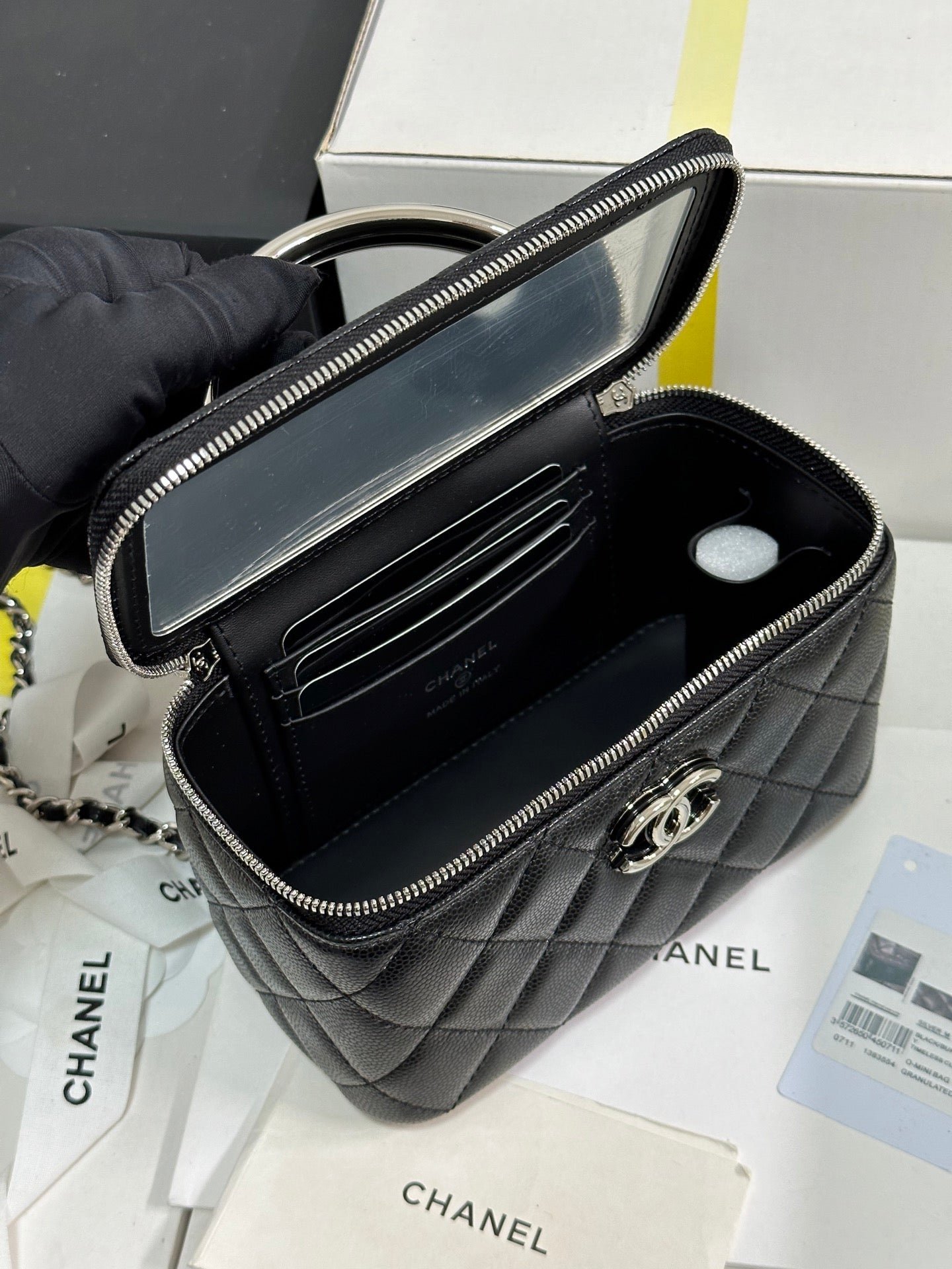 MINI VANITY TOP HANDLE CASE 17 IN BLACK CAVIAR SKIN SILVER-TONE PLATED METAL - Image 7