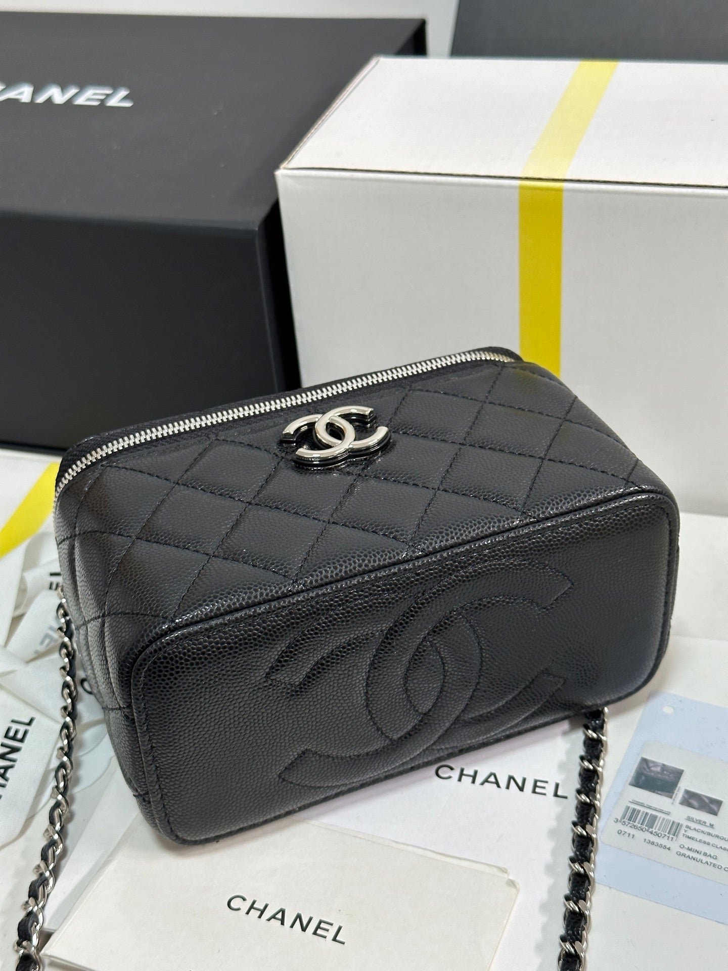 MINI VANITY TOP HANDLE CASE 17 IN BLACK CAVIAR SKIN SILVER-TONE PLATED METAL - Image 18
