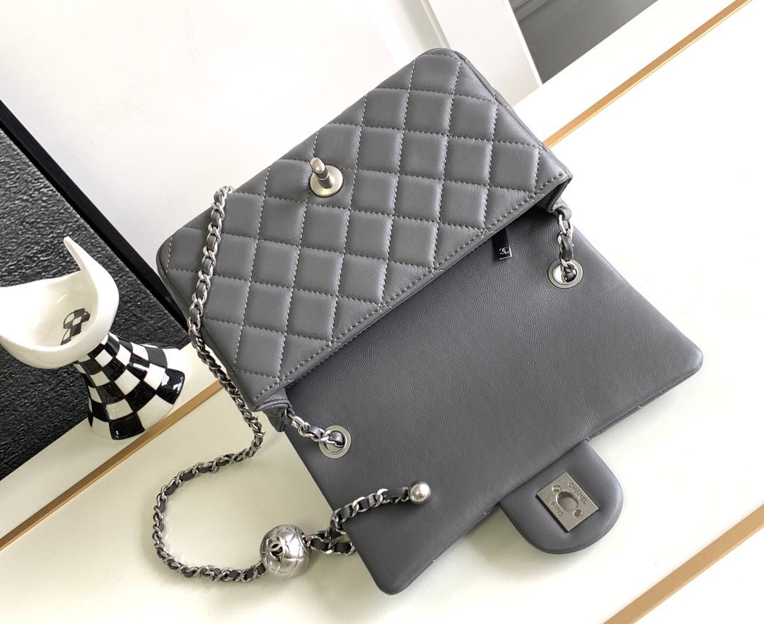 CC MINI 20 FLAP BAG IN DARK GREY CALFSKIN - Image 10