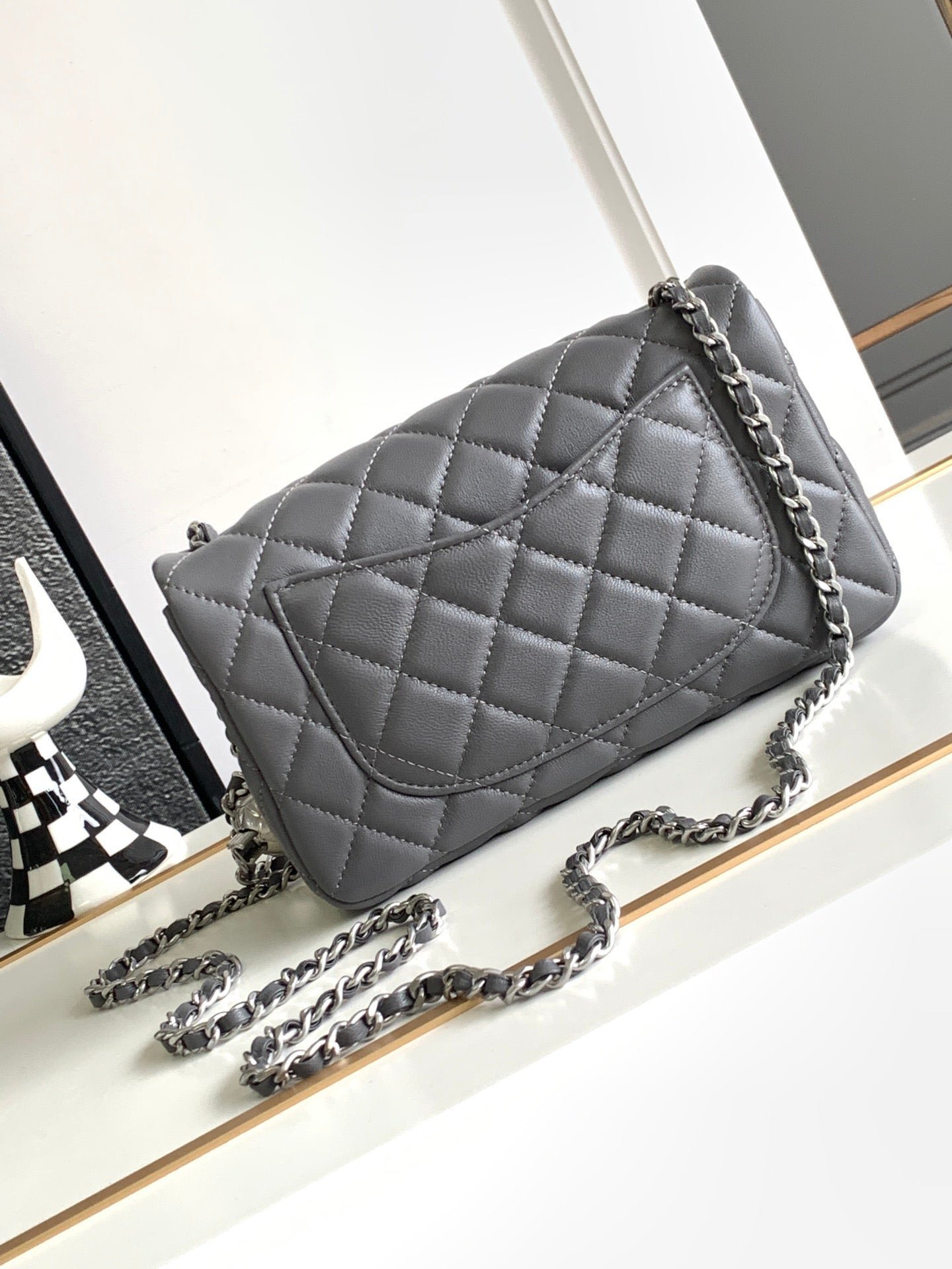 CC MINI 20 FLAP BAG IN DARK GREY CALFSKIN - Image 9
