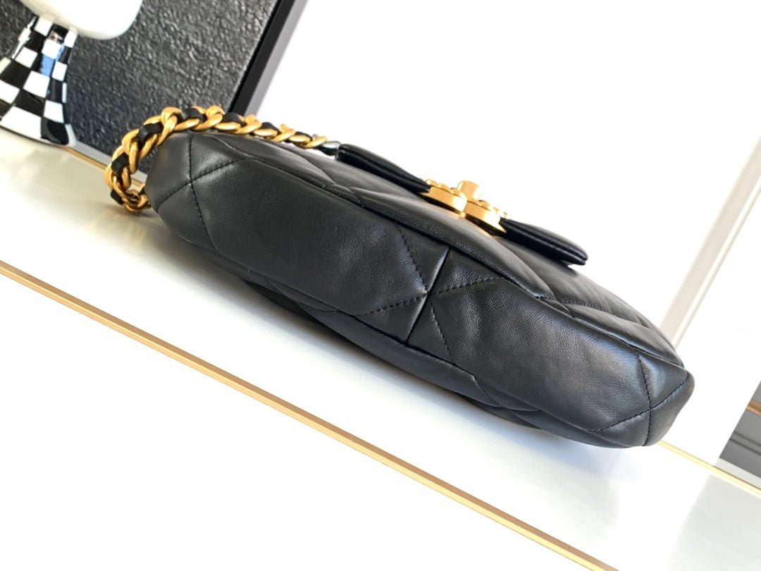 CC LARGE 30 HOBO BAG IN BLACK CALFSKIN MIX METAL HARDWARE - Image 8