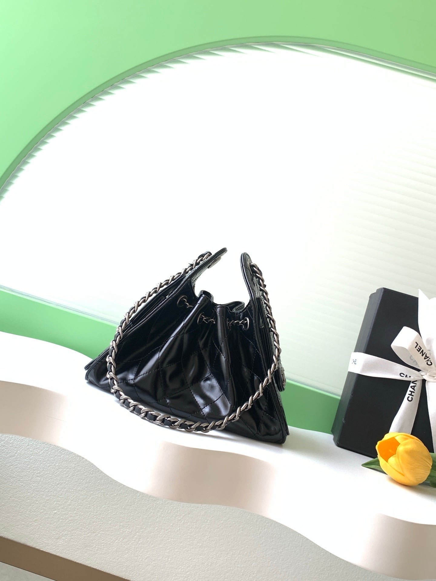 CHANEL 26S HOBO BAG 22 IN BLACK CALFSKIN - Image 10