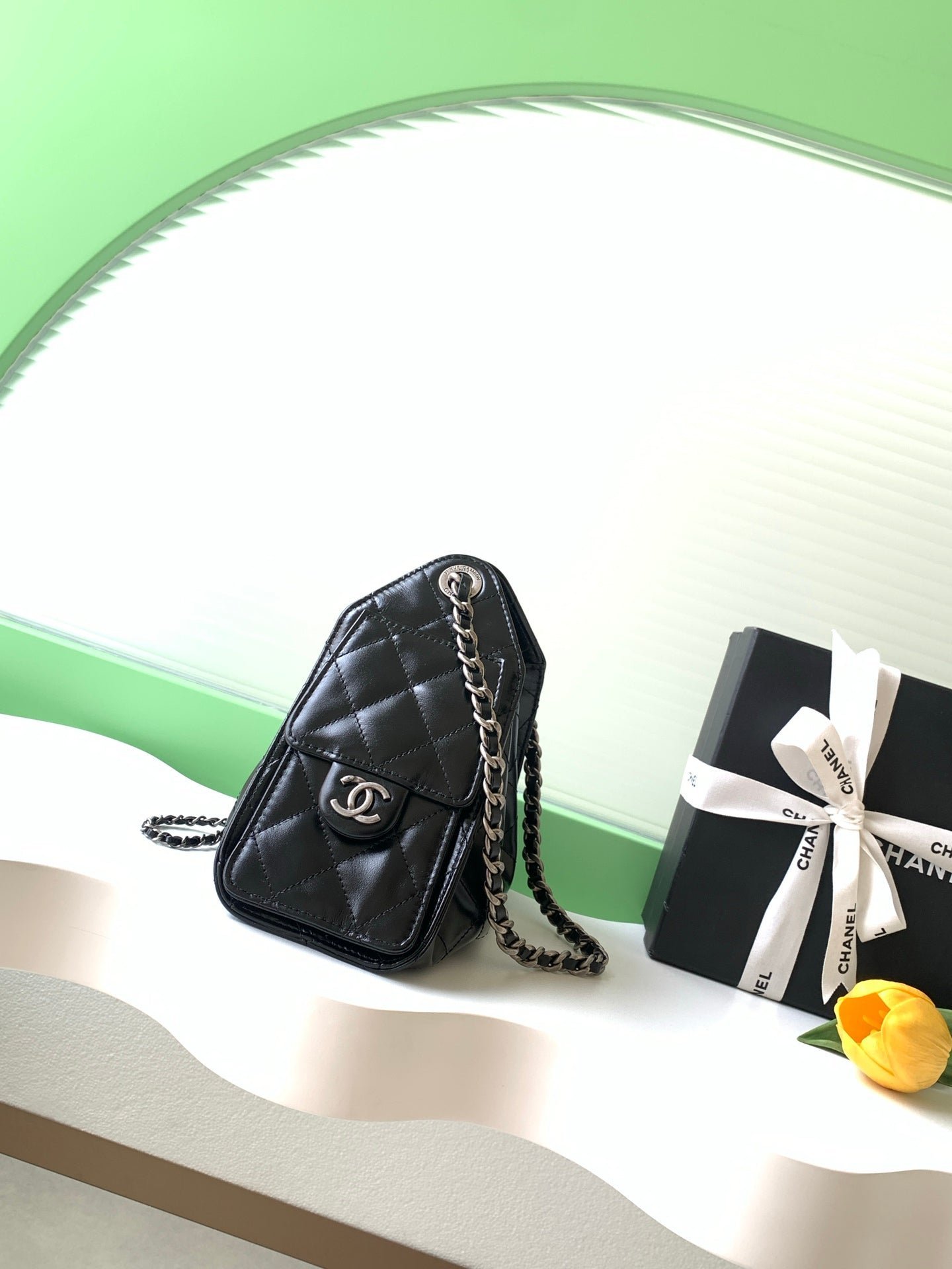 CHANEL 26S HOBO BAG 22 IN BLACK CALFSKIN - Image 12