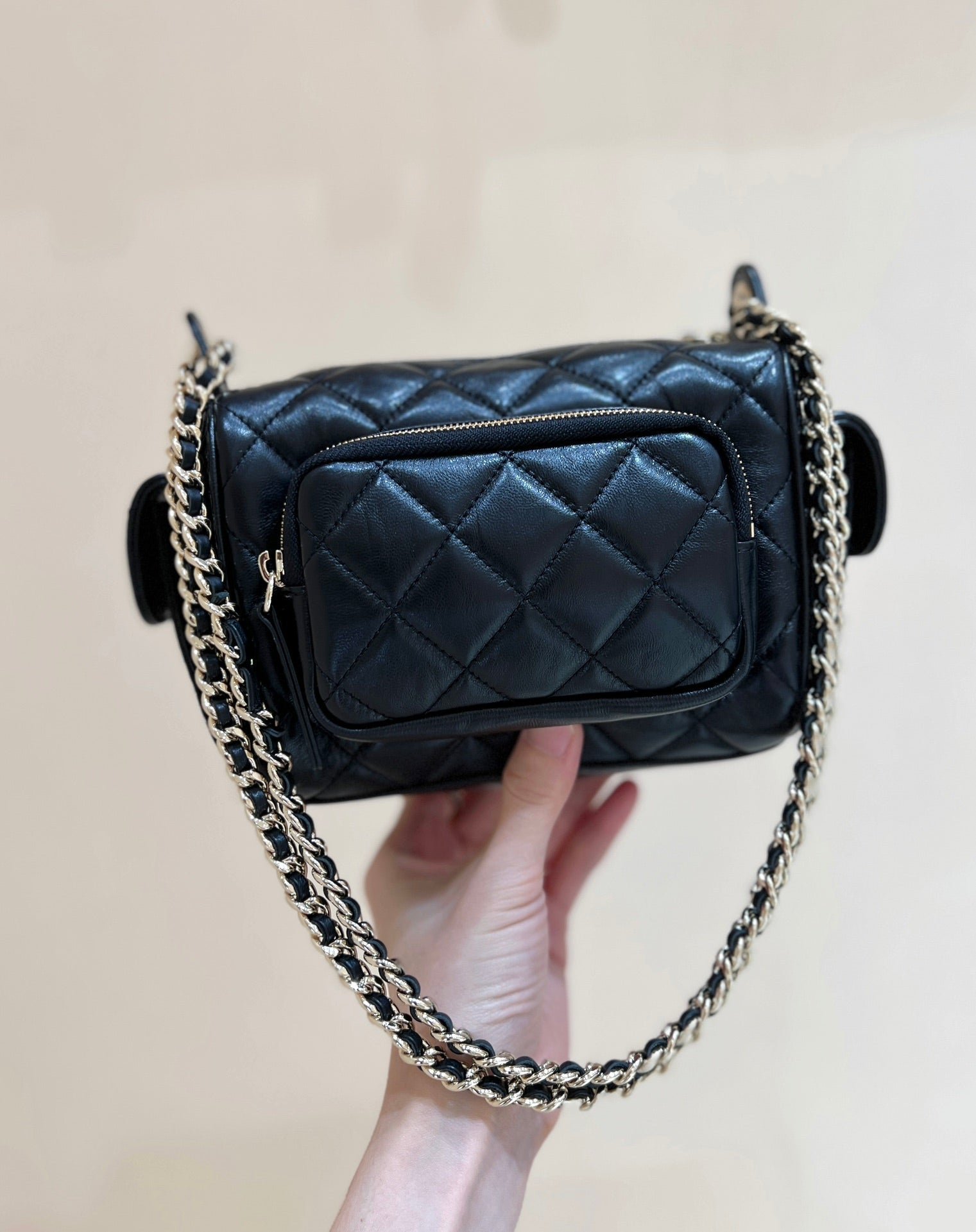 CHANEL CAMERA BAG 23 IN CONGO BLACK SHINY CALFSKIN - Image 2