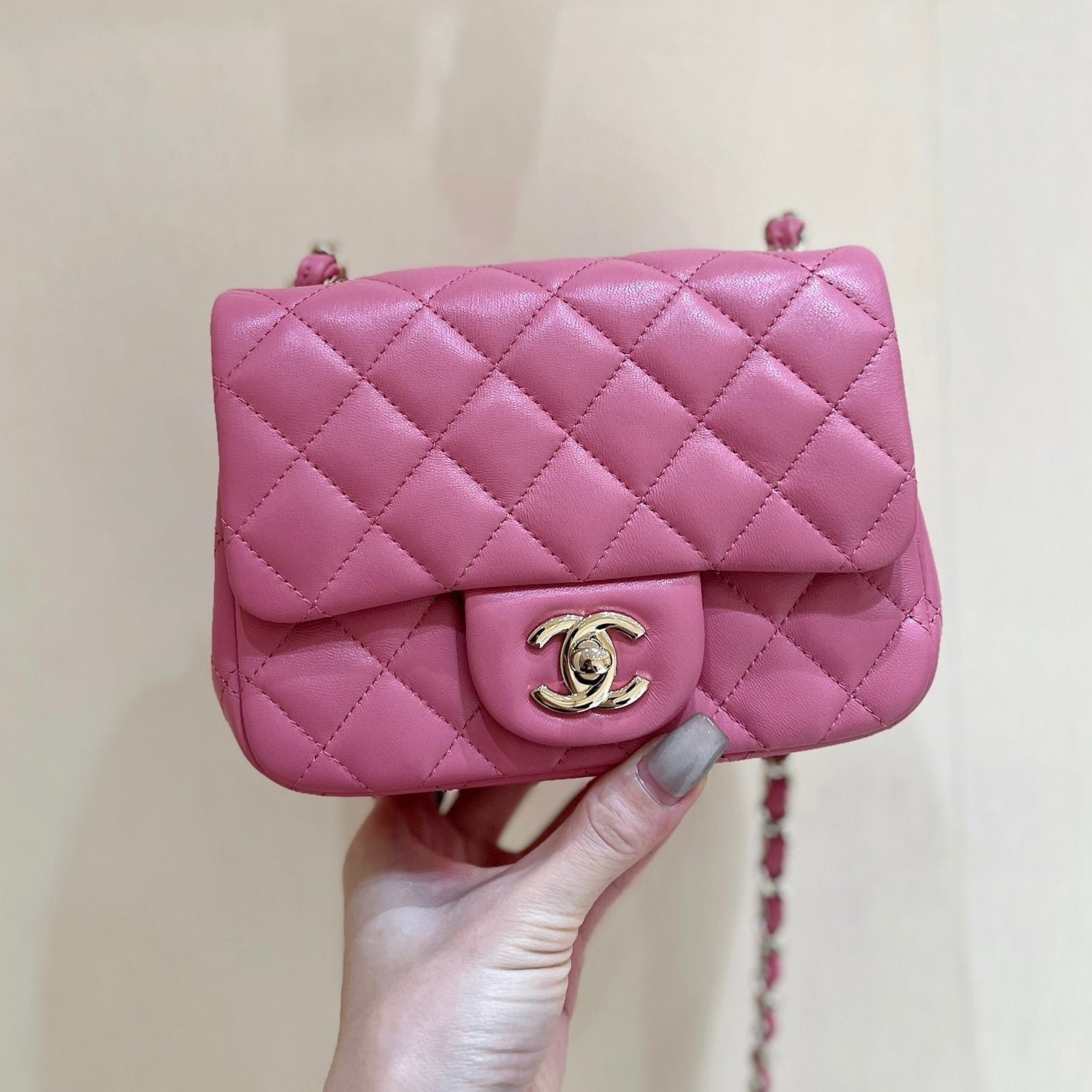 CHANEL 25S FLAP BAG 17 CM IN PINK LAMBSKIN WITH GOLD HARDWARE - Image 7