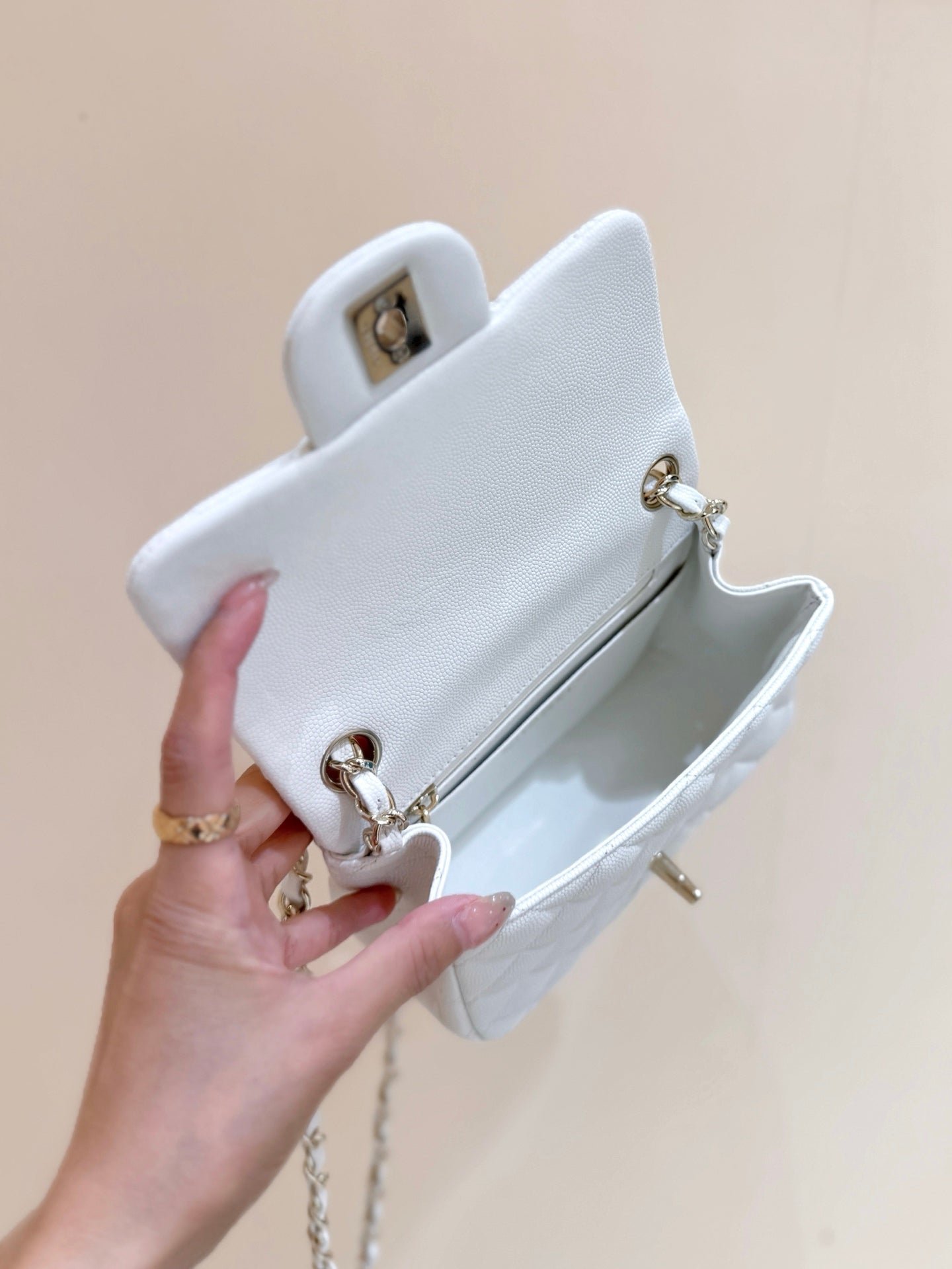 CHANEL 25S MINI SQUARE FLAP BAG 17 IN WHITE CALFSKIN CAVIAR GOLD HARDWARE - Image 13