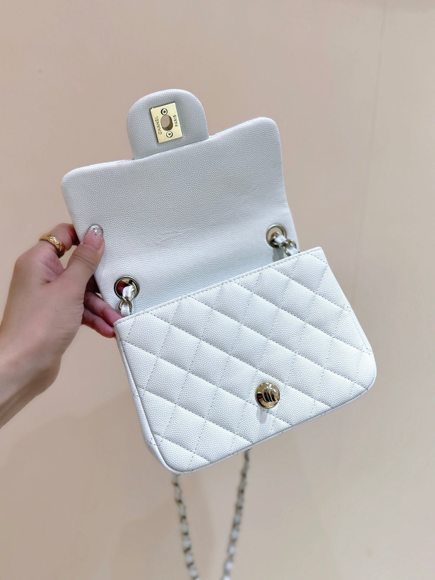CHANEL 25S MINI SQUARE FLAP BAG 17 IN WHITE CALFSKIN CAVIAR GOLD HARDWARE - Image 14