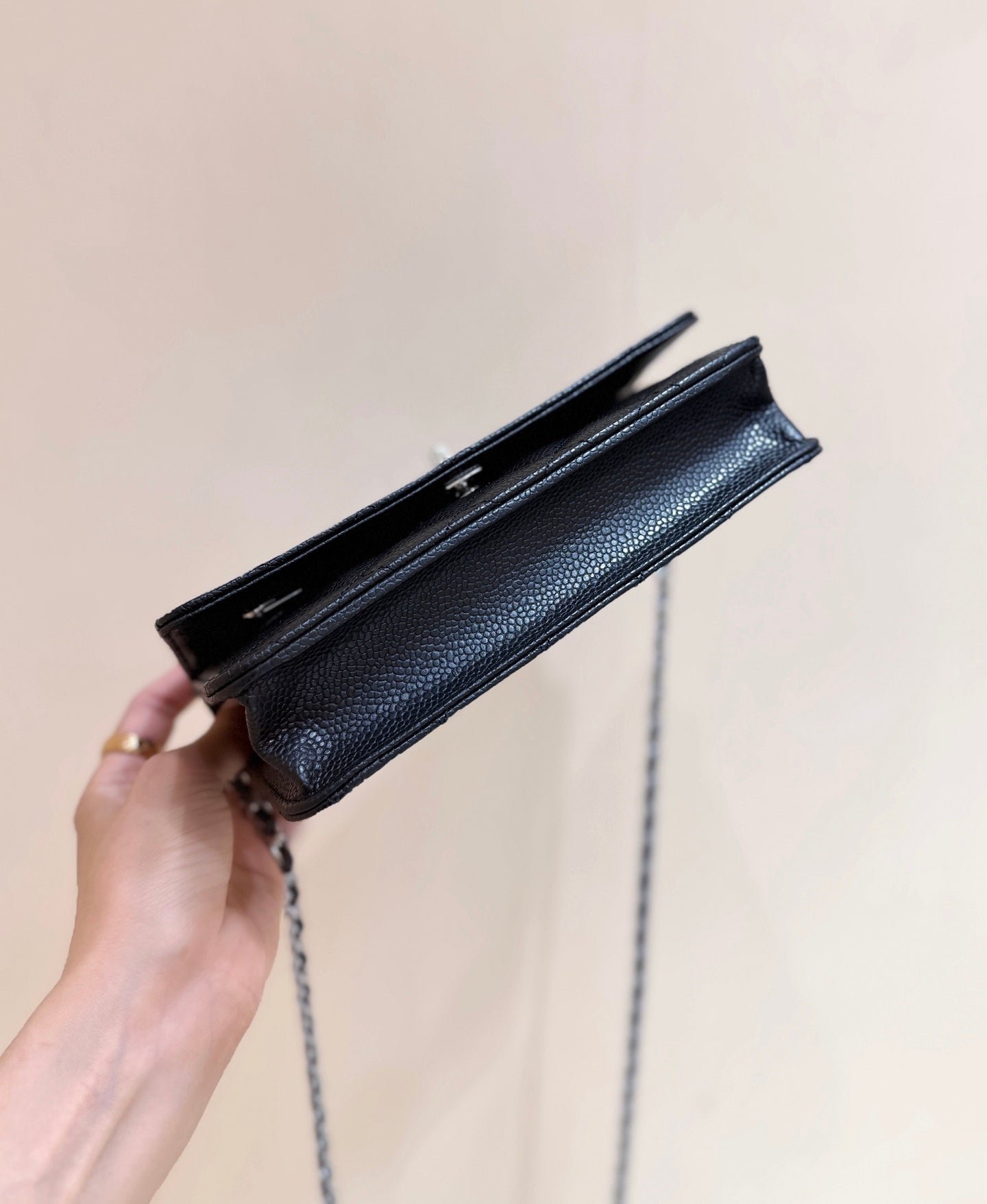 CHANEL 25S MINI FLAP BAG 19 IN BLACK CALFSKIN GOLD HARDWARE - Image 15