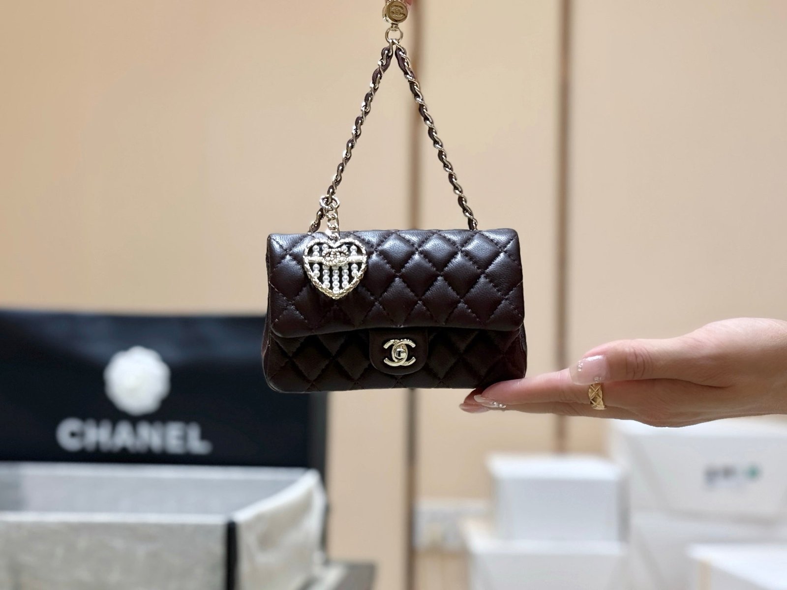 CHANEL 25S FLAP CHARM BAG 13 IN CHOCOLATE BROWN LAMBSKIN - Image 11
