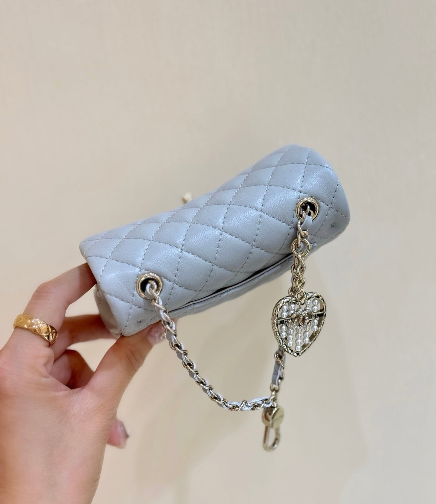 CHANEL 25S FLAP CHARM BAG 13 IN SKY BLUE LAMBSKIN - Image 16