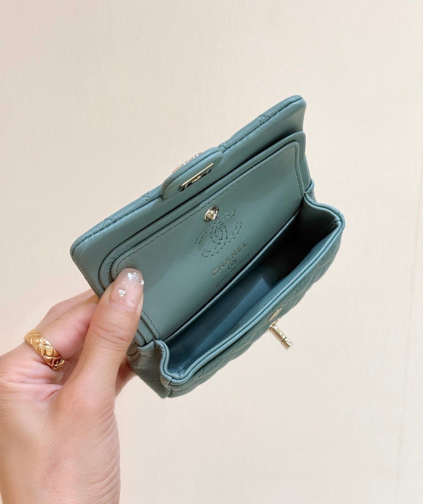 CHANEL 25S FLAP CHARM BAG 13 IN TEAL BLUE LAMBSKIN - Image 7